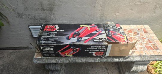 Torin Big Red 2 Ton Hydraulic Floor Jack (Model T82002)