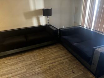 Black  L-Shaped Sectional Sofa