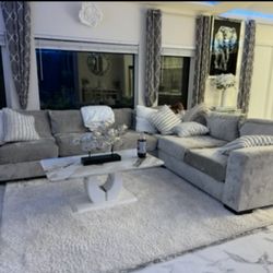 Grey Couch For Sale 5 Month Old.