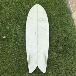 Hand Shaped Fish Surfboard 5’8”