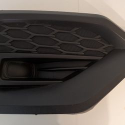 2022-2024 Subaru Front Bumper Bezel (RH Passenger Side)