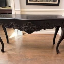 Ethan Allen Carved Console / Sofa Table – Distressed Dark Wood