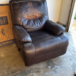 Free Recliner