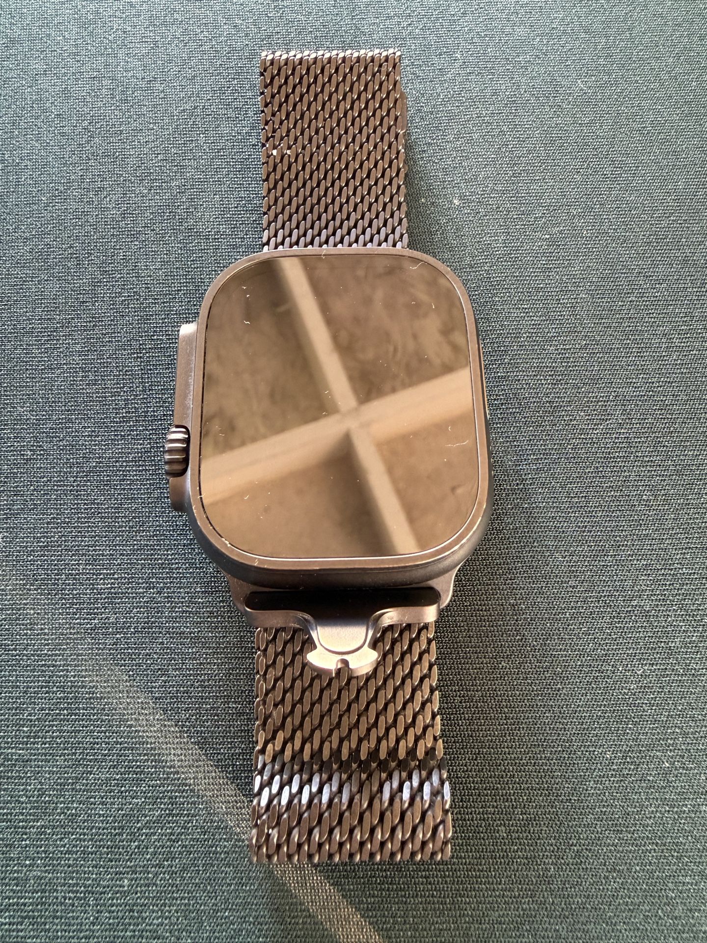 Apple Watch Ultra 2 Black With Milanese Loop
