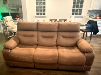 Recliner couch set NFm