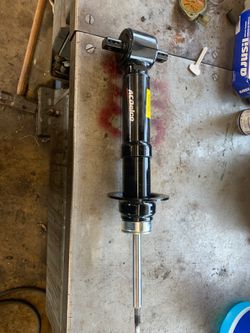Brand new never used acdelco Silverado strut