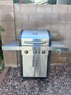 Charbroil Professional BBQ - Can deliver!