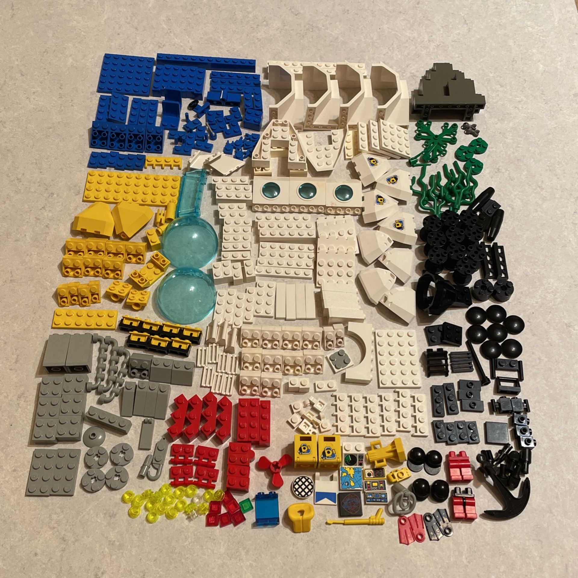 Retired Lego Deep Sea Refuge Partial Set 6441