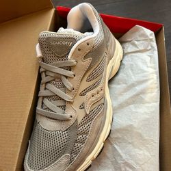 Saucony ProGrid Omni 9 Premium Grey