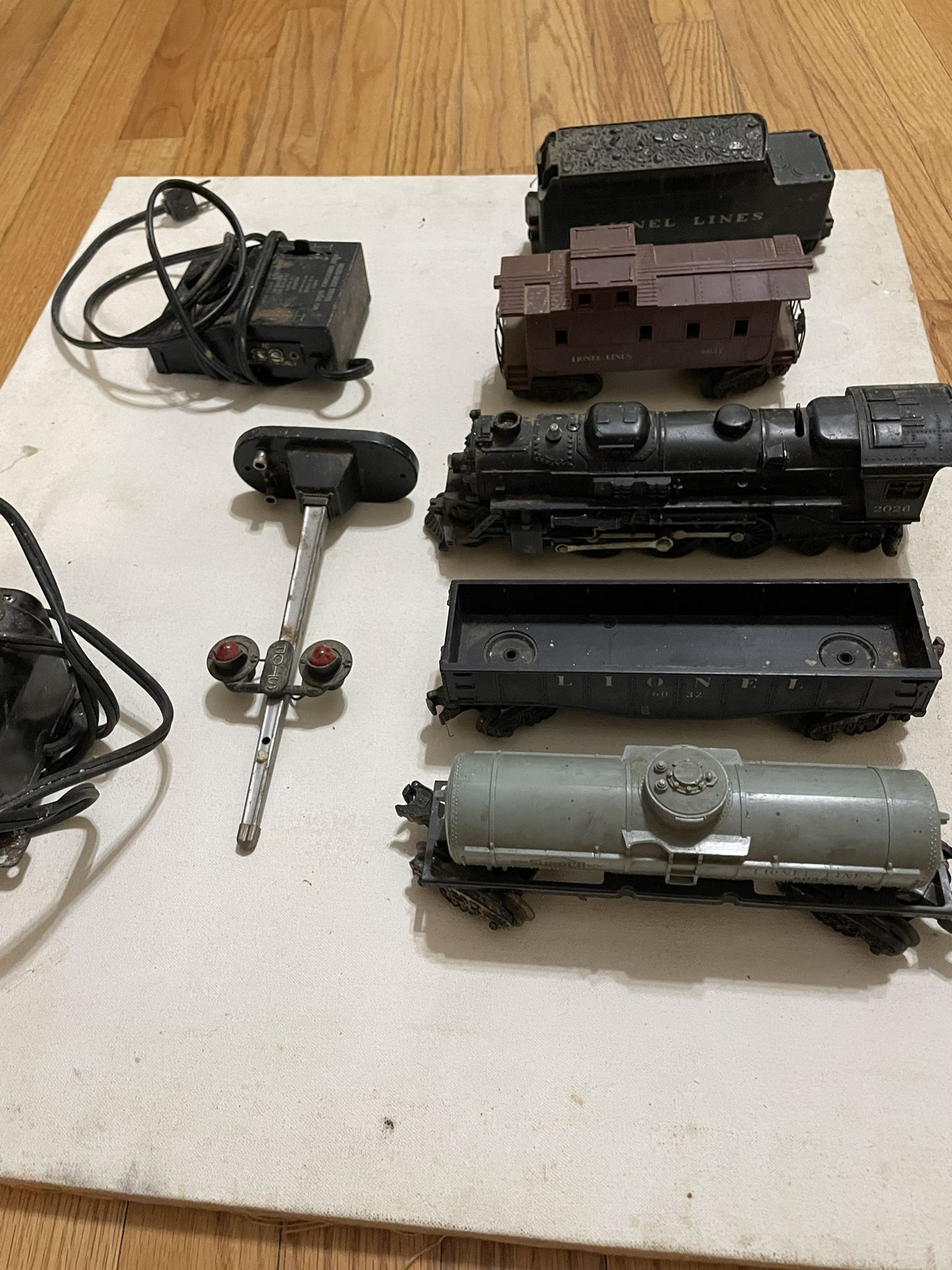 Antique Lionel Train