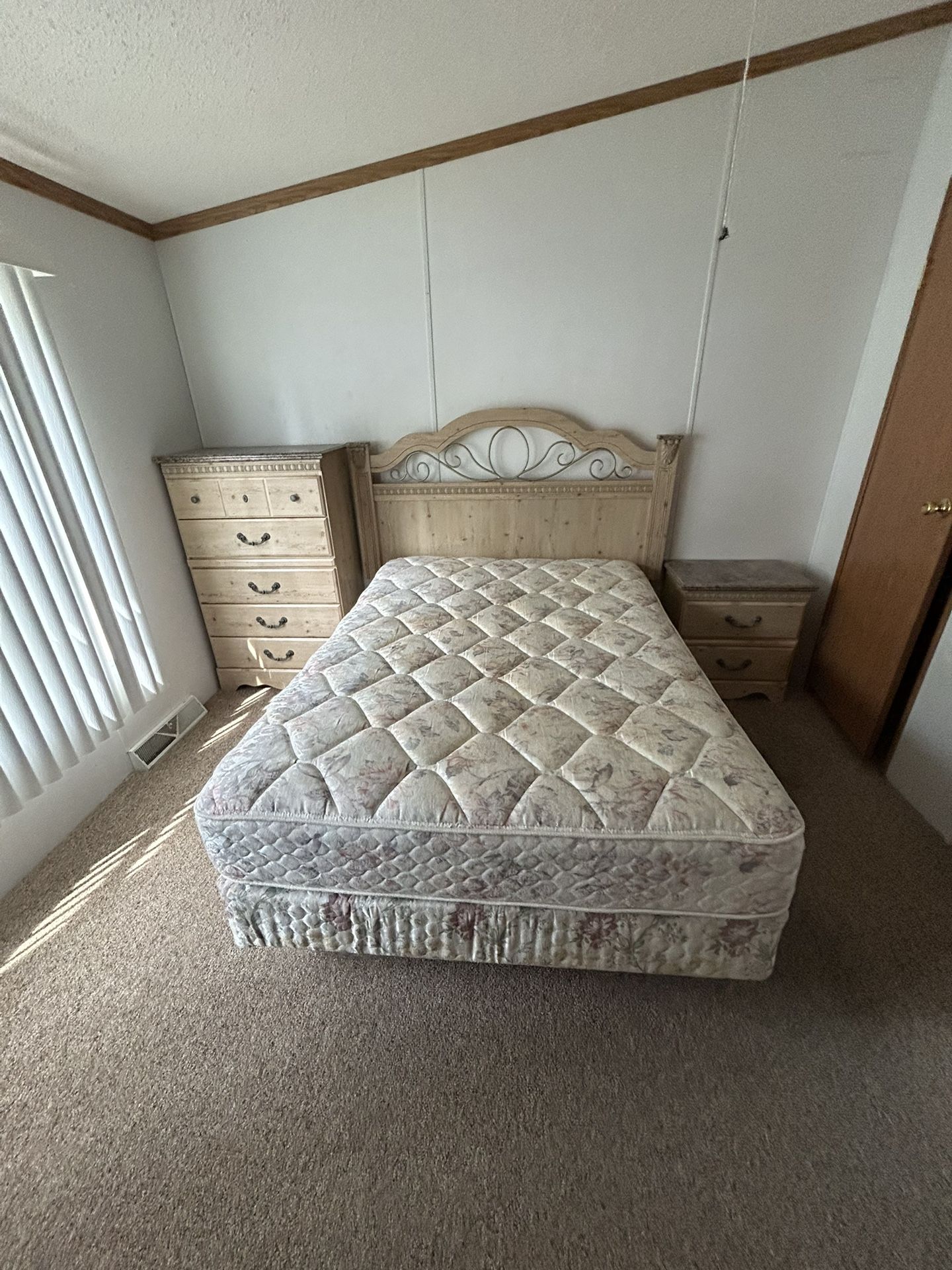 Nice Solid Wood Bedroom Set