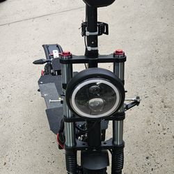 Tewing Scooter  Dual motor [[ Take TRADES]]