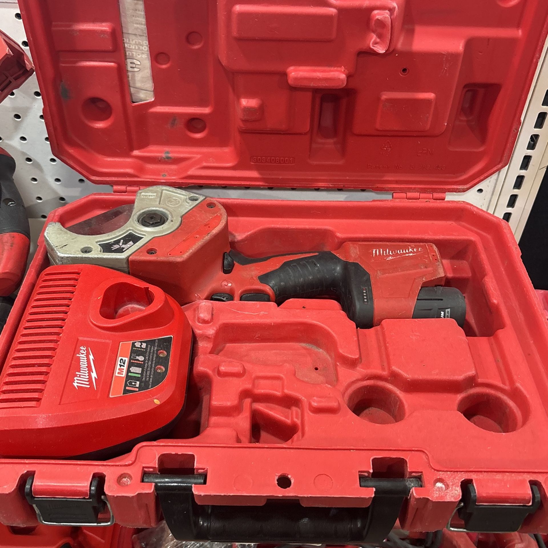 Milwaukee Tools Cutter