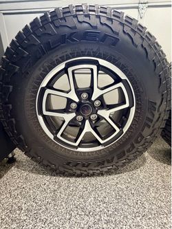 2026 Jeep gladiator Rubicon wheels and tires