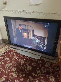VIZIO 42 INCH