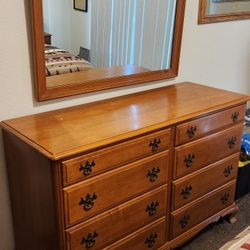 Vintage Kling Maple Bedroom Set