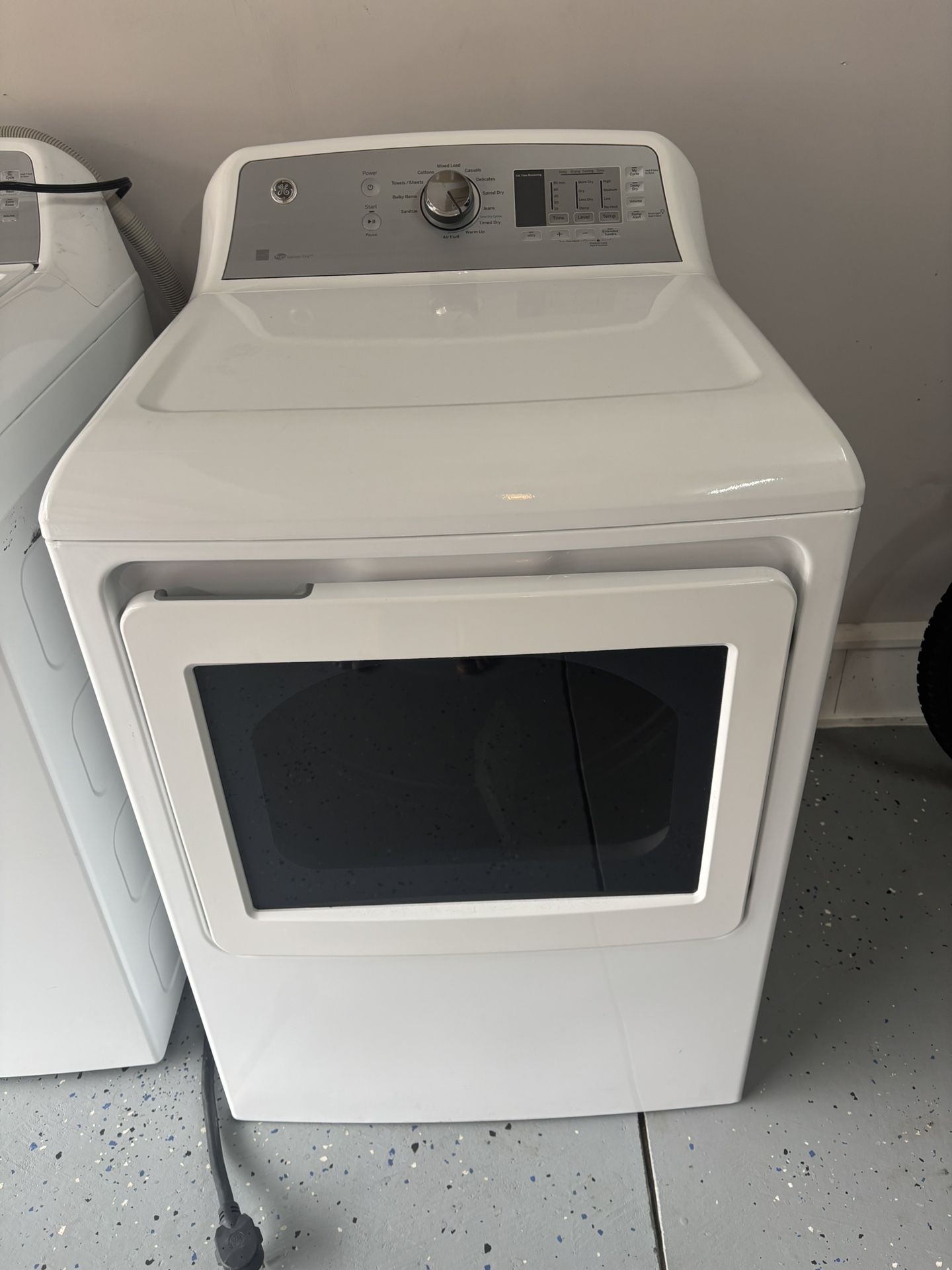 GE - Dryer - Front Load