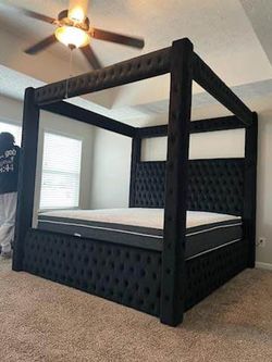 BRAND NEW KING SIZE CANOPY BED $975 QUEEN SIZE $895!