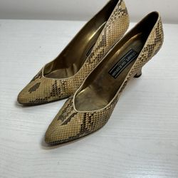 Stuart Weitzman Women Heels 10B Brown Snake Skin  17013 Size 7.5 