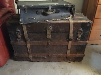 Antique SeaChest $40