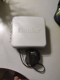 Hunter sprinkler system controller