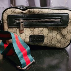 Gucci GG Unisex Waist Crossbody Bag Pouch Satchel