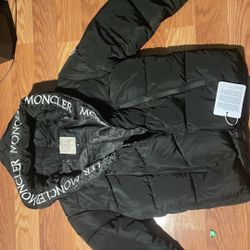 Moncler Puffer Jackets 