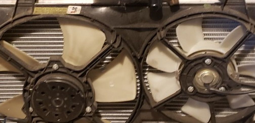 Volvo V40 Radiator