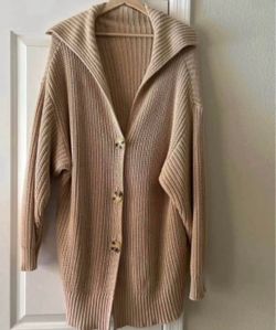 Women’s sweater