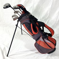 Wilson Profile Junior RH Golf Club Set 7–9 yrs Graphite Shafts w/ Stand Bag