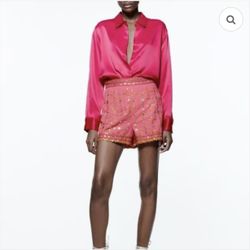 Zara High Waist Embroidered Shorts 