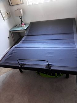 Queen size Resident adjustable bed frame