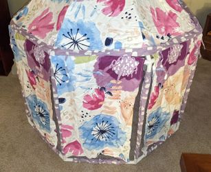 Kids canvas play tent