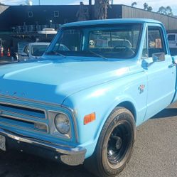 1968 Chevy C20 Pick Up Truck