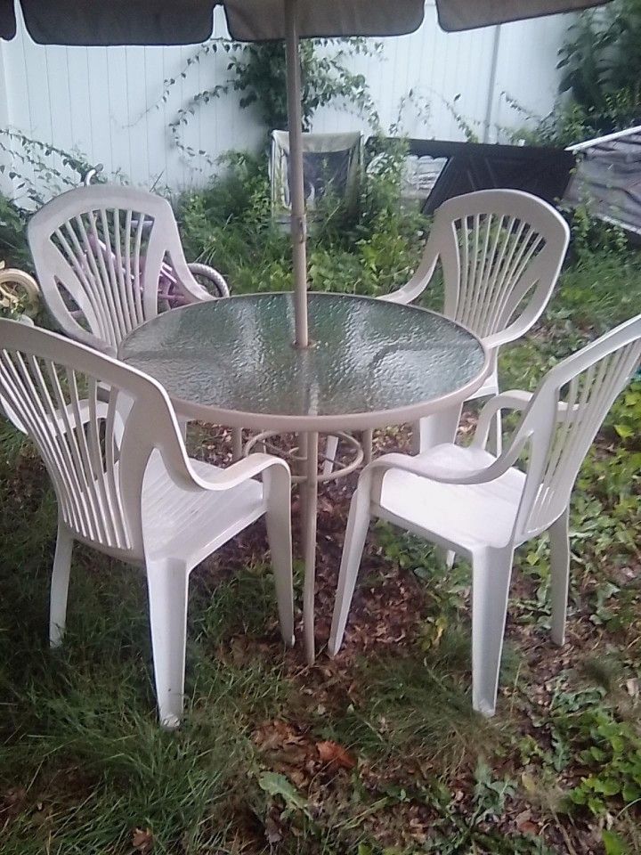 Online Tagsale Everything Has To Go!! More Stuff Look Out For My Posts! Gotta Sell Everything Cheap!! Negotiable Prices