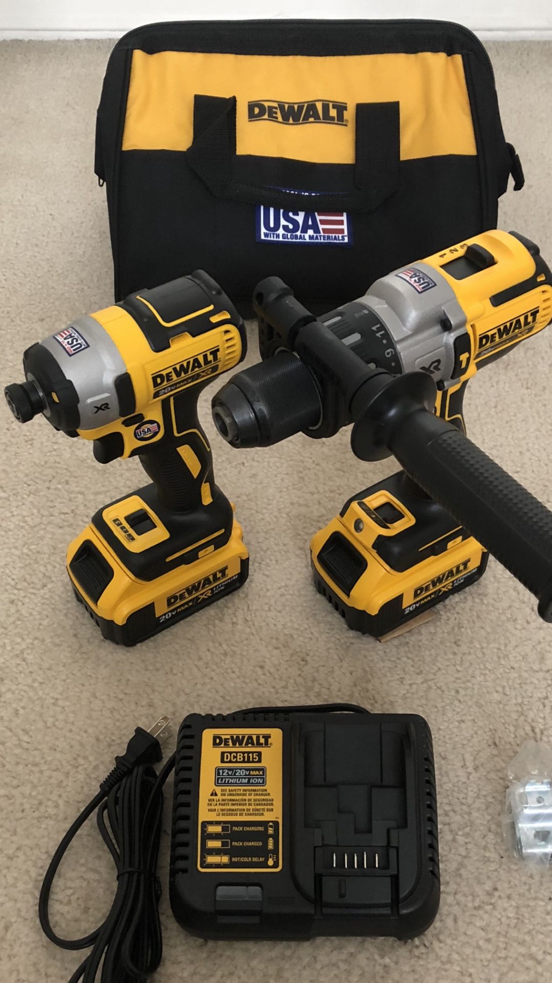 DeWalt 20volt XR Brushless Hammer Drill / Impact Driver 2-Tool Combo with 2 Batteries, Charger and Tool Bag