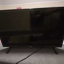 TCL 32 inch Roku TV