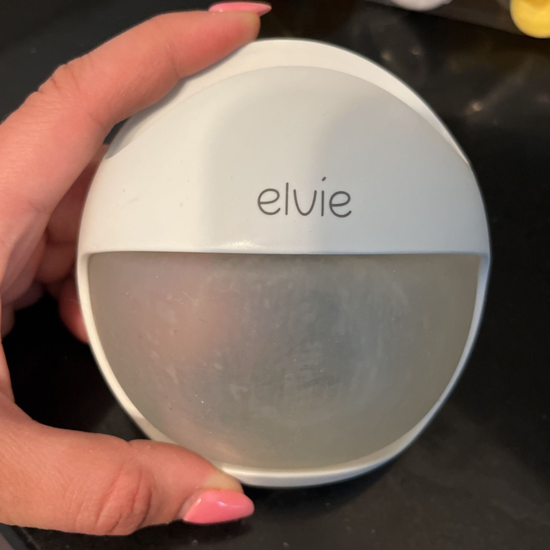 Elvie Pump