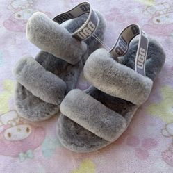 Ugg oh yeah, fluffy slides woman’s 7.5 