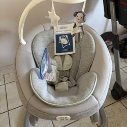 Graco - Soothe My Way Swing
