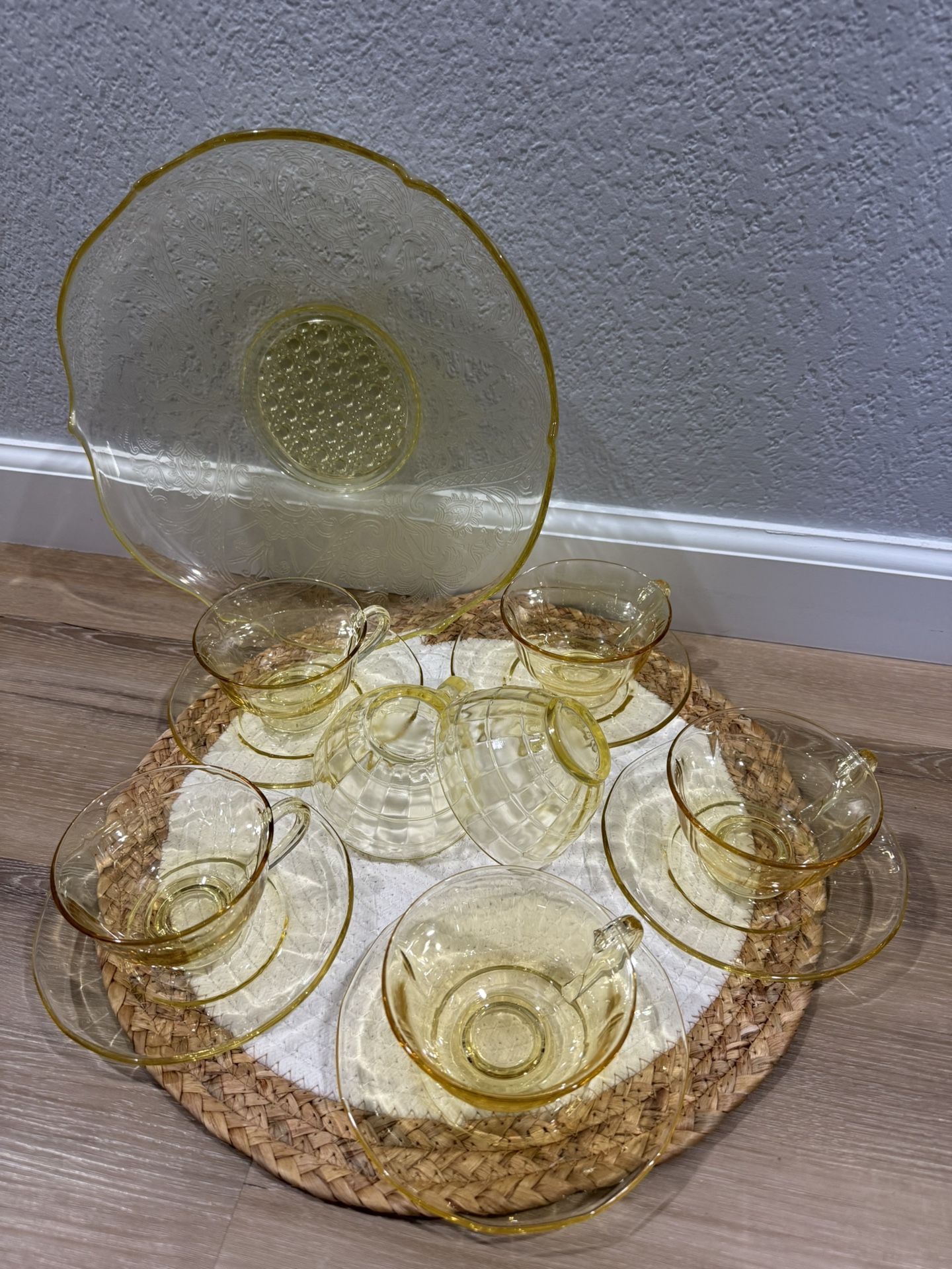 Antique Tea Set - Vintage Teacup Collection - Patterned Glassware