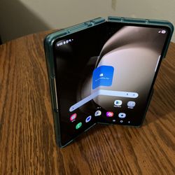 Galaxy Z-fold 5 256gb T-Mobile & Unlocked For Any Carrier -$530 Lowest