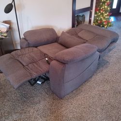 Deluxe Power Lift/lay Flat Chair