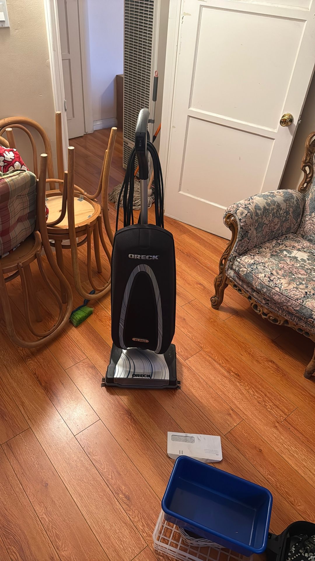 Oreck XL Pilot Upright Vacuum Cleaner