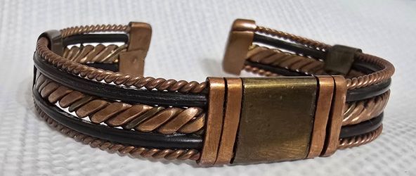 Vintage Copper & Brass Men's Cuff Bracelet $30. Pick-up In Aurora.