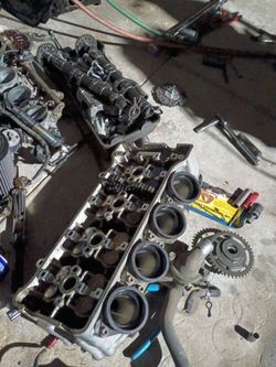 05 CBR1000RR CYLINDER HEAD