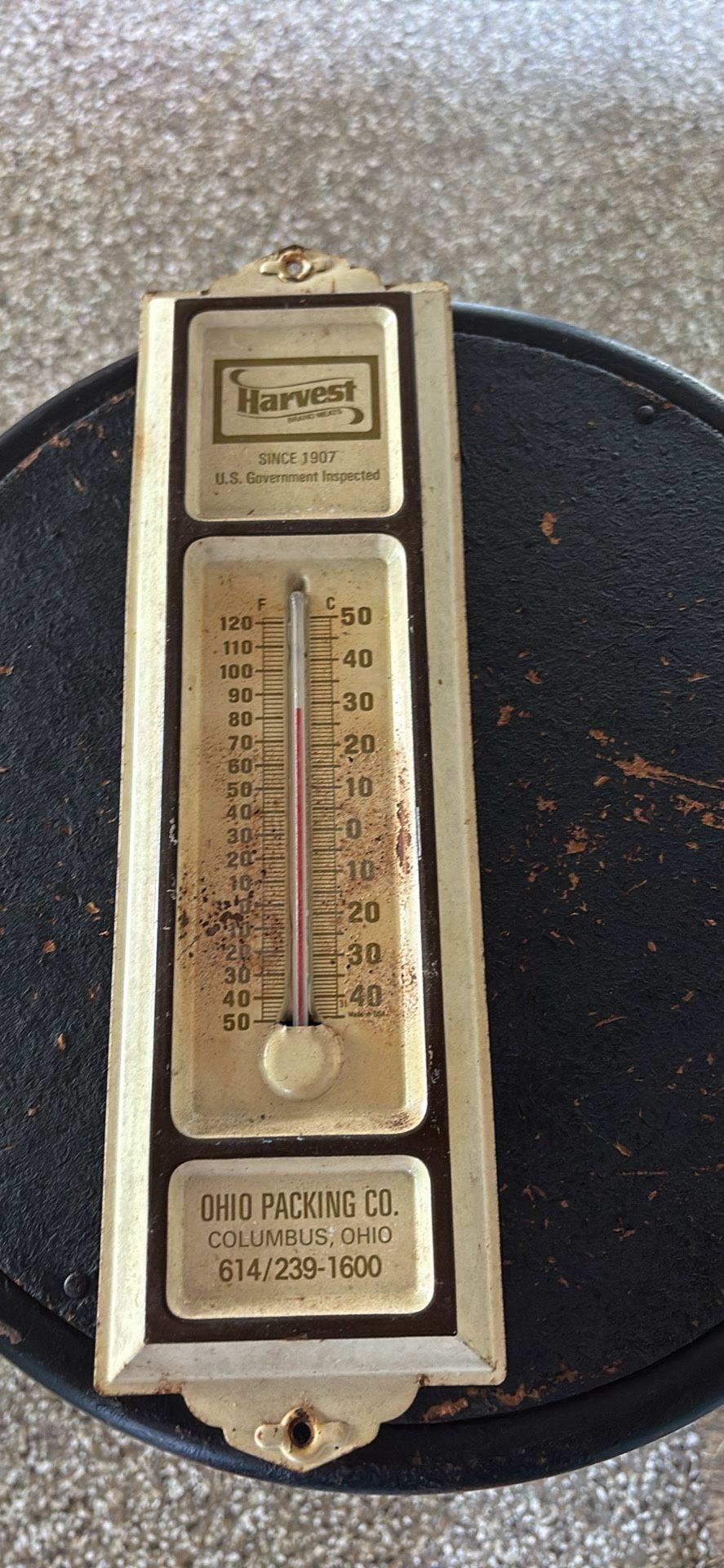 Advertising thermometer