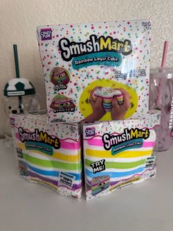 SmushMart Rainbow Layer Cake Squishy Toy