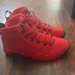Jordan Red Chili 🌶️ 9s  Size 12 