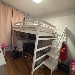 Full size loft bed